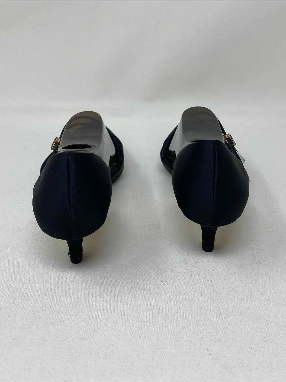 Adrianna Papell Black Pointed-Toe Low Heel Pumps with Sheer Panels Size 6M